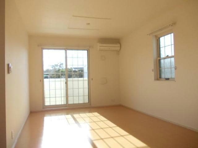  ブルックヴィラB