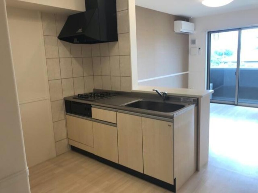  アヴァンス・アカツカ