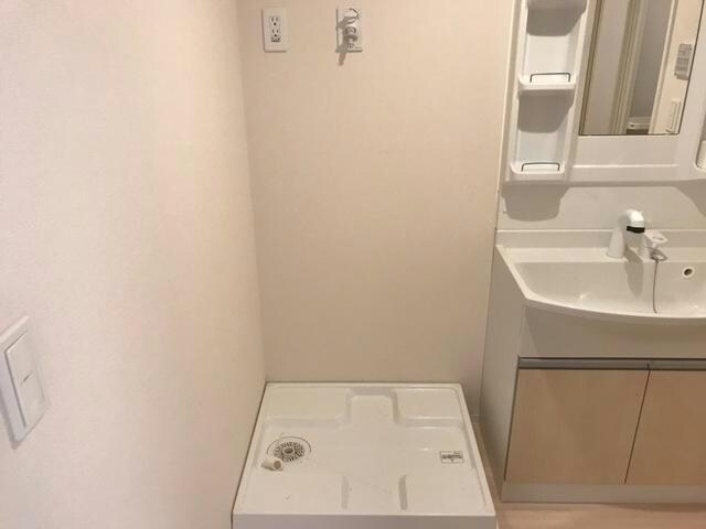  アヴァンス・アカツカ