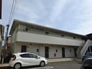  丸萬三番館