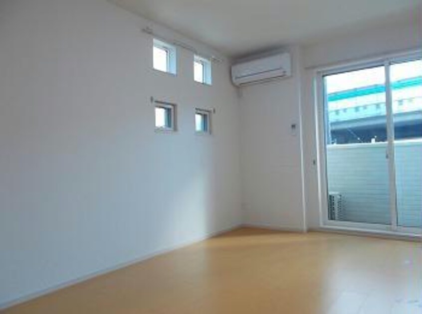  プラシード三宅