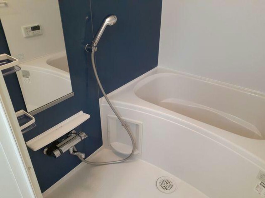  プラシード三宅