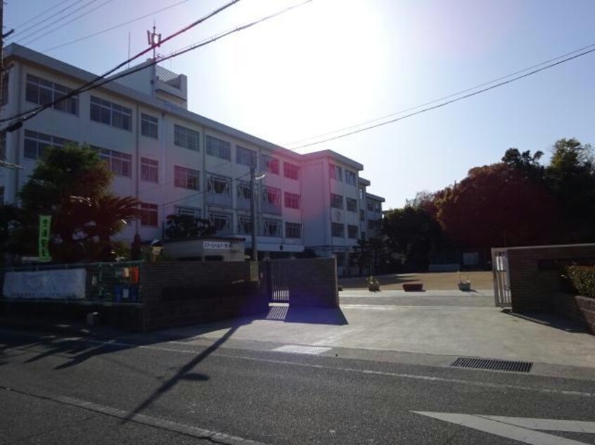 姫路市立荒川小学校(小学校)まで4478m シャングリラ　B