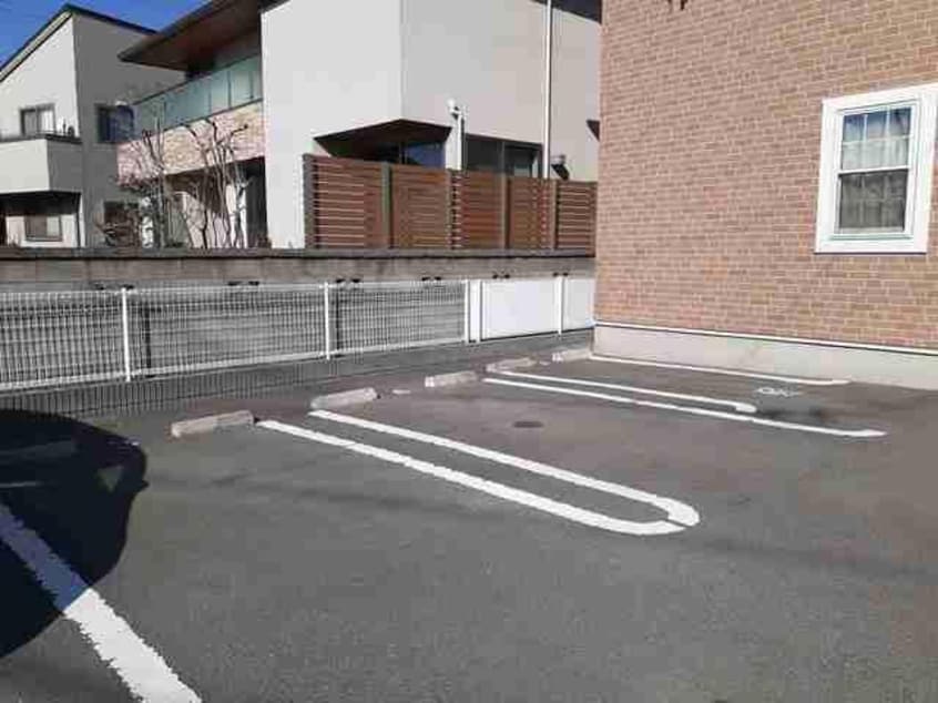  エレガンス中島