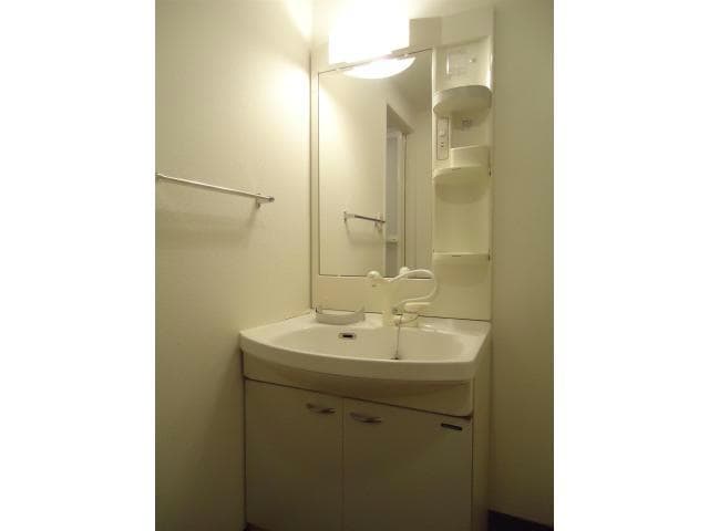  キャッスルコート飾磨弐番館