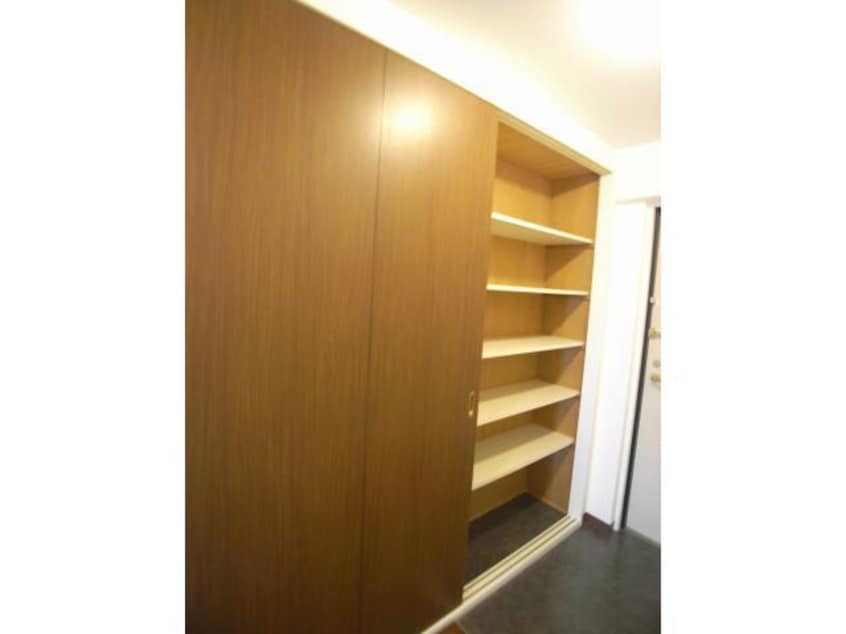  キャッスルコート飾磨弐番館