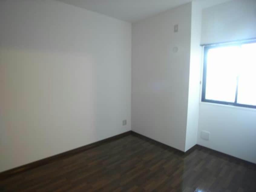  キャッスルコート飾磨弐番館