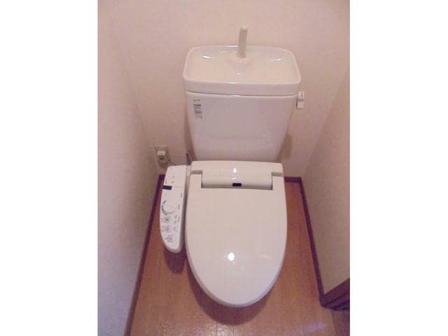  レオントポディウム　Ⅱ番館