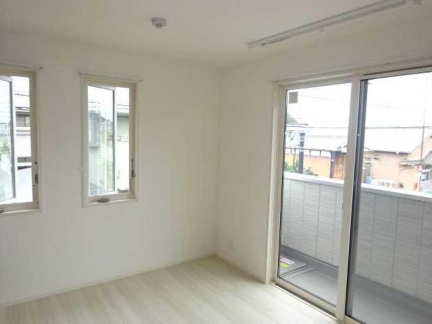  プリムローズ・佳音