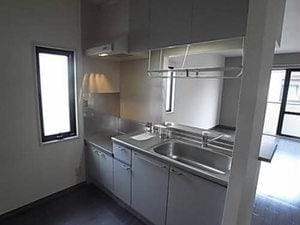  メゾンファミーユ　A