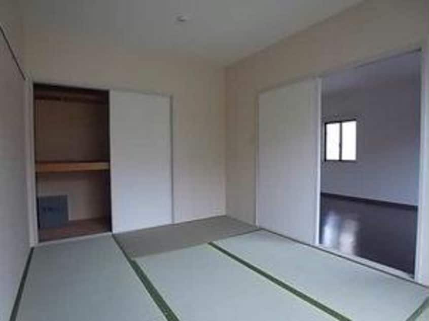  メゾンファミーユ　A