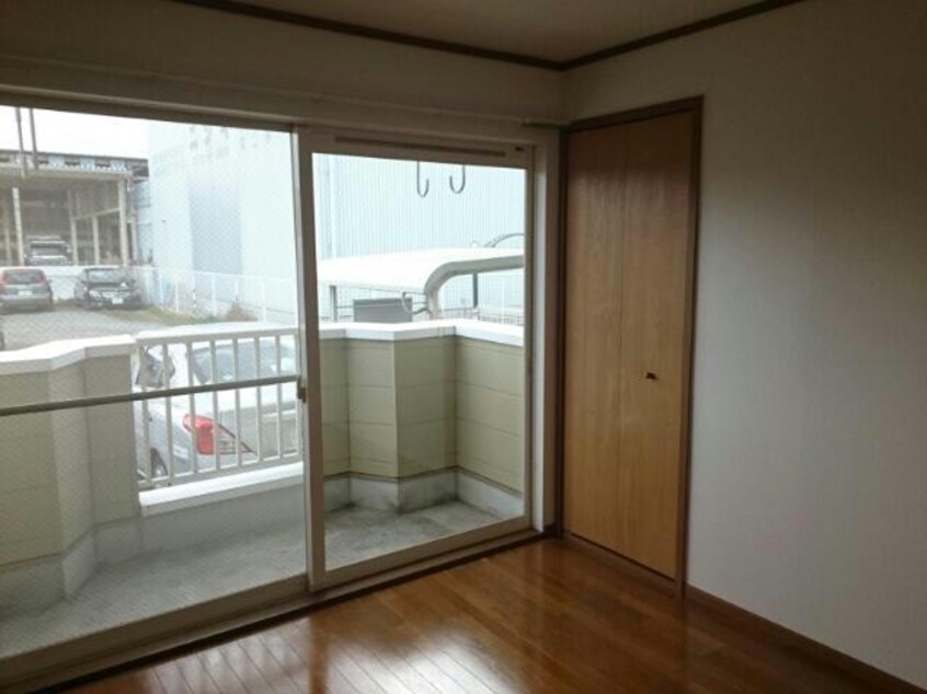  クレストール上野田　B