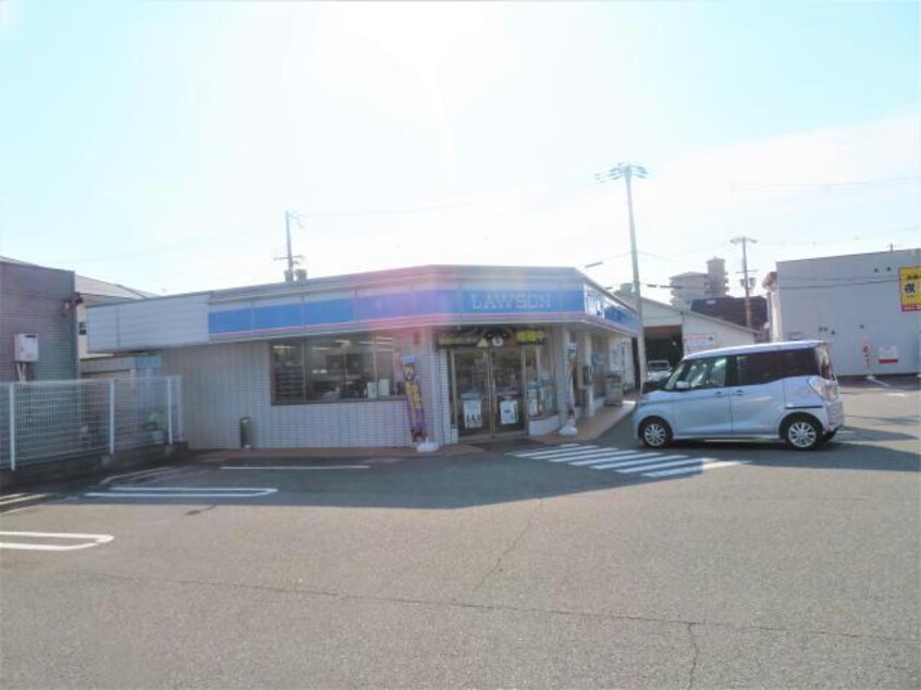 ローソン姫路南条北店(コンビニ)まで720m フラッツ・アイ