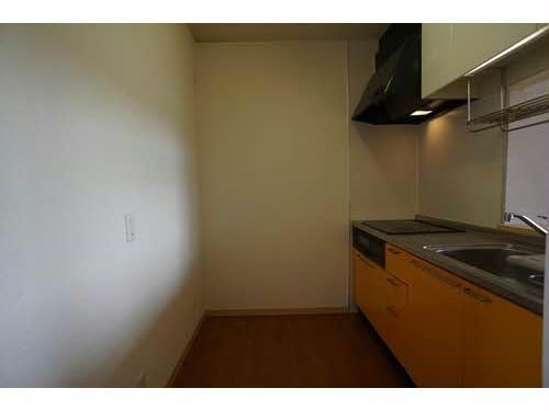  シャーメゾン上野田 A