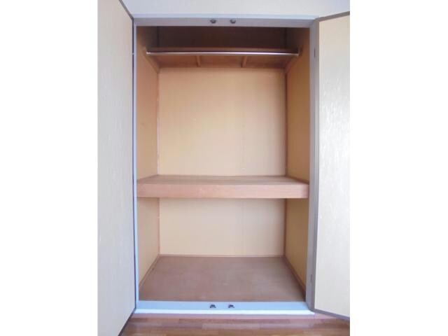  メゾン堀川　Ｃ棟