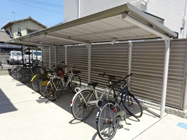  メゾン　ド　シュシュ　ウェスト