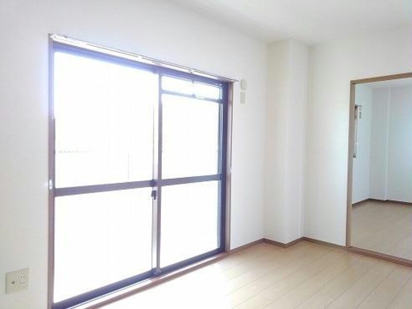  サンファミール西庄