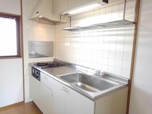  サンファミール西庄