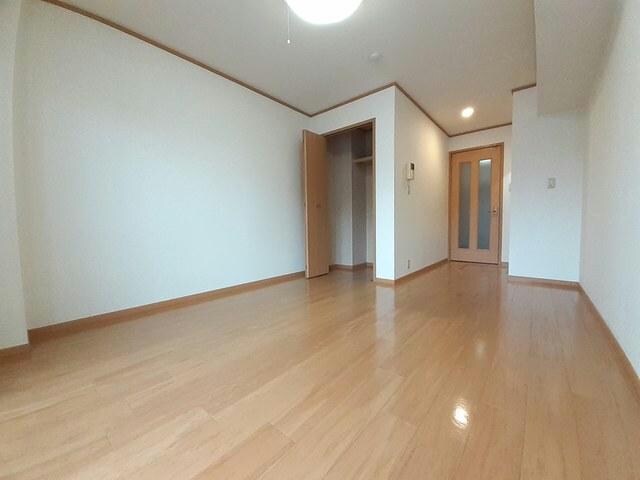  Ｓｋｙ　Ｒｏｏｍ・南条