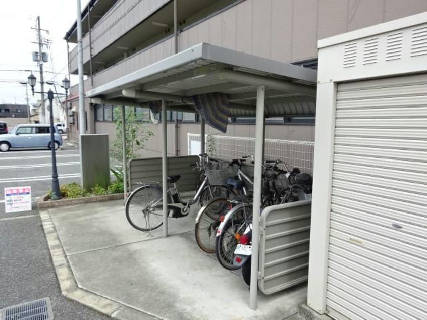  フィオーレ西庄A