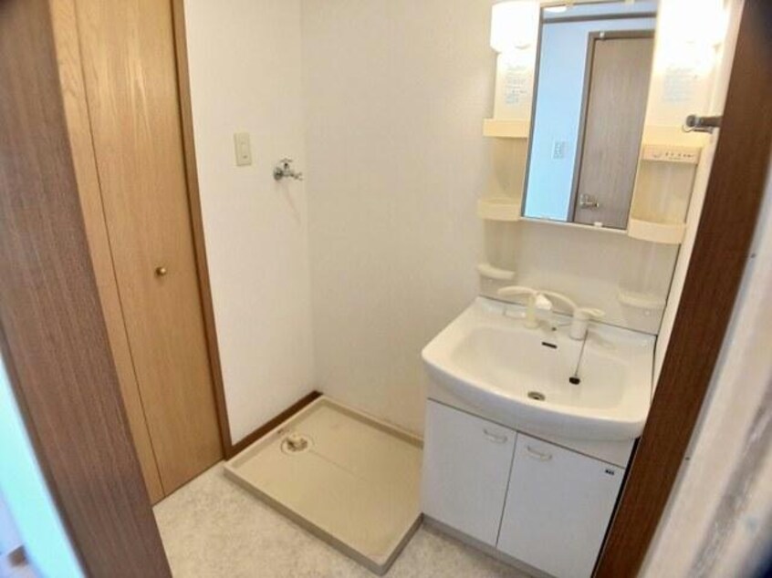  アビタシオン・アミ　B