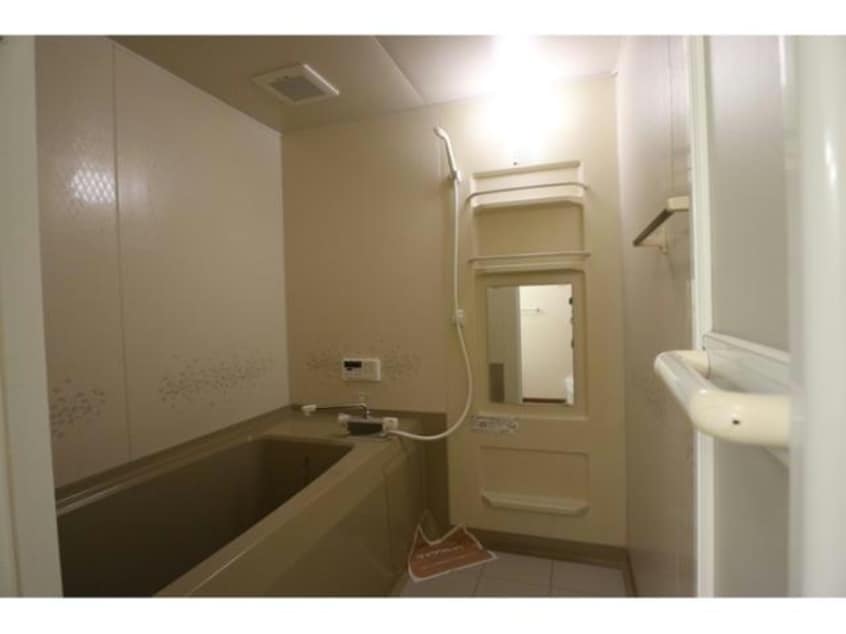  セリーヌヴィレッジ　Ａ