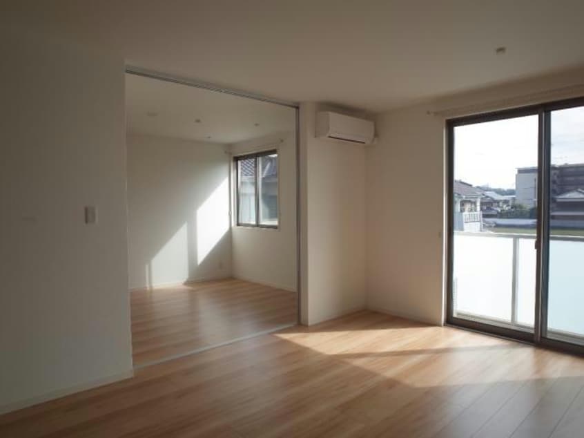  シャーメゾン　La・Fami