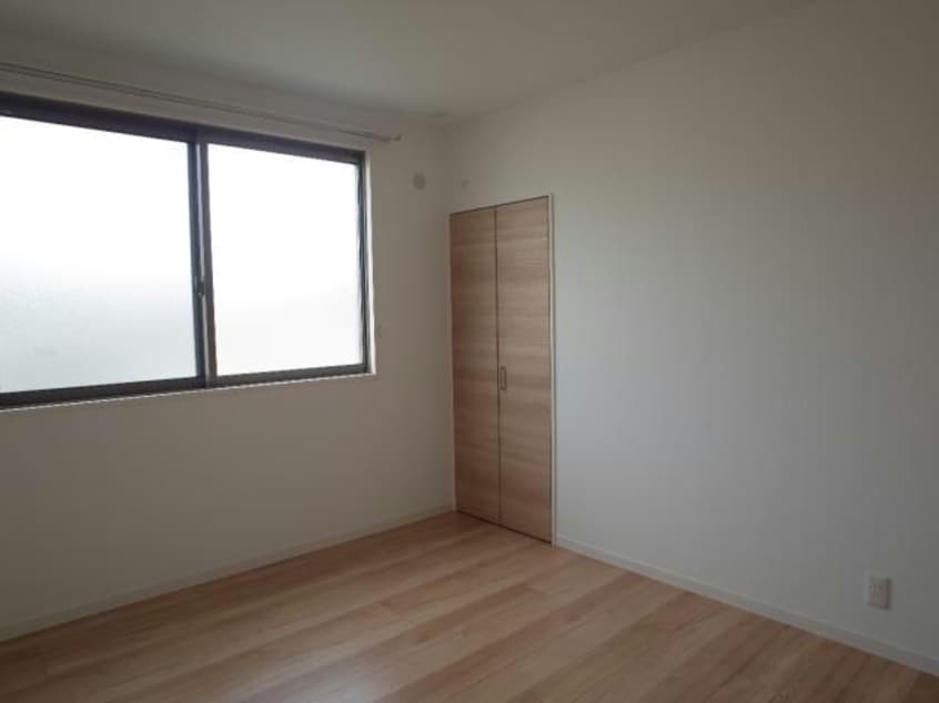  シャーメゾン　La・Fami