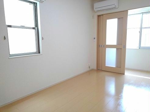  フィオーレ西庄B