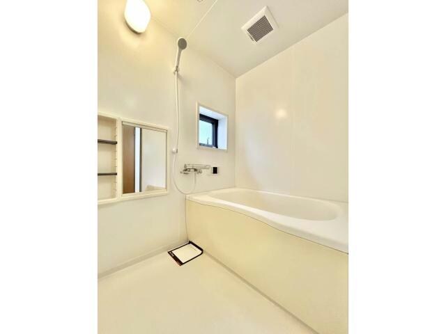  シャーメゾン阿成　B