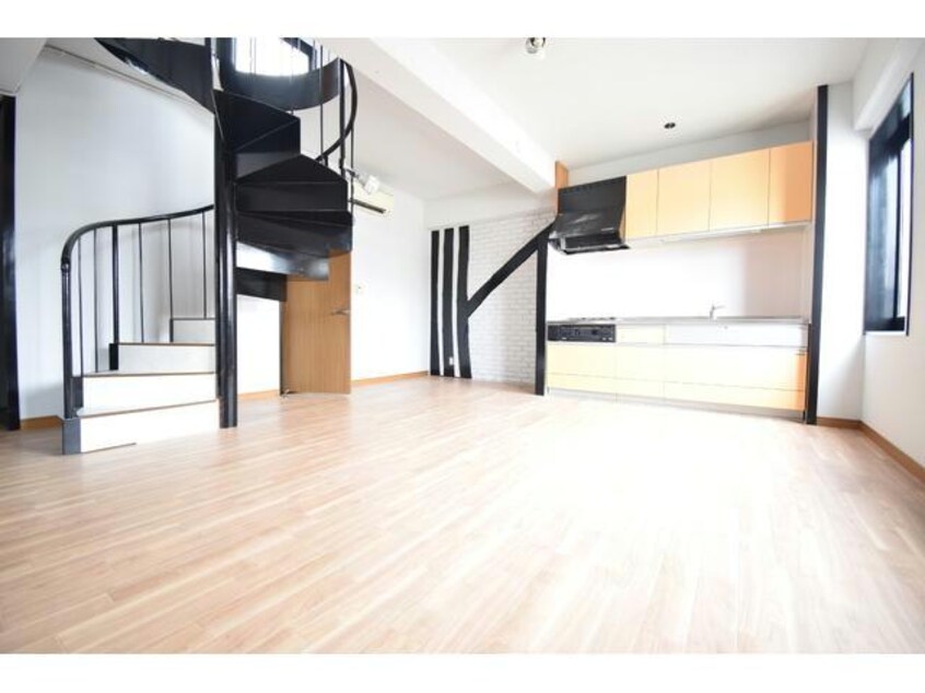  TRUSTビルディング