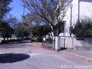 熊本市立二岡中学校(中学校/中等教育学校)まで1120m 産交バス（熊本市）/小山 徒歩4分 1階 築10年
