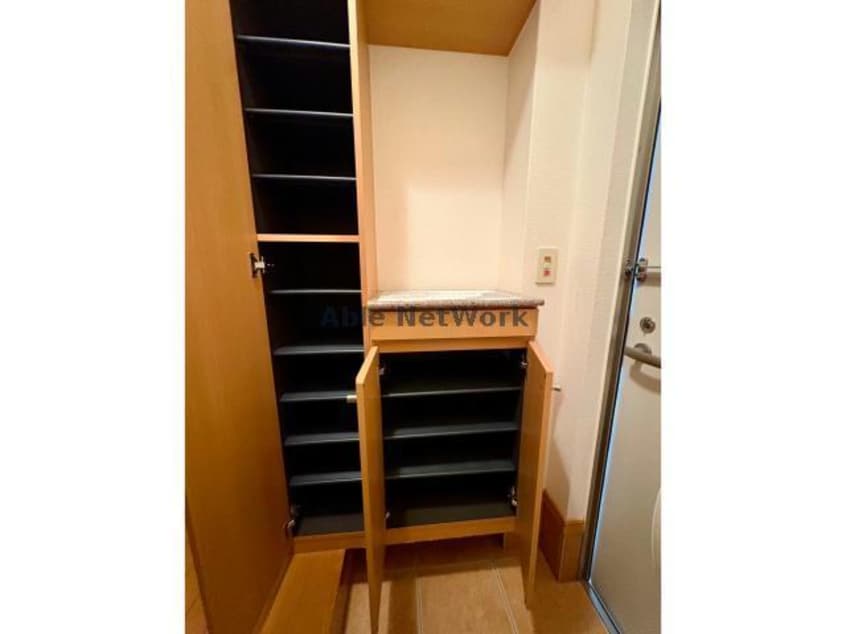  プリムローズヴィラＣ・Ｄ