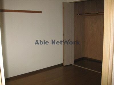 洋室6.8帖 礼可ハイツ