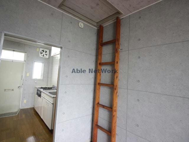  カントリーハイツ