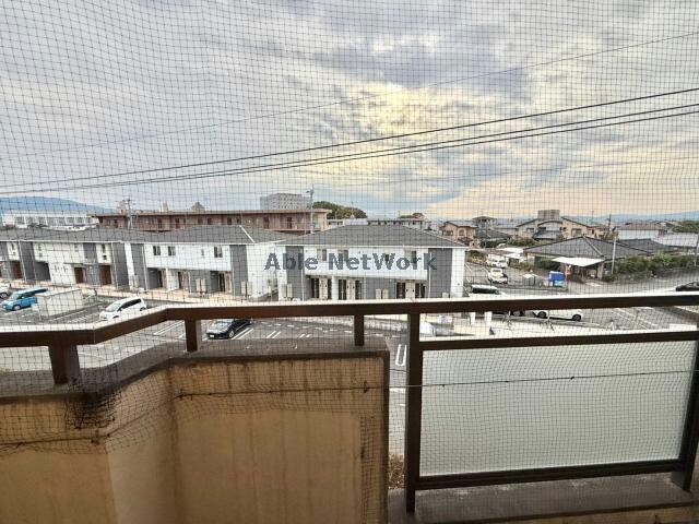  日豊本線/三股駅 徒歩35分 3階 築28年