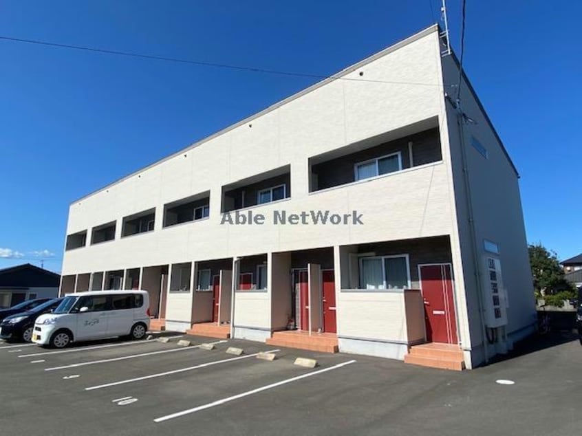  日豊本線/都城駅 車移動　10分5km 2階 築5年