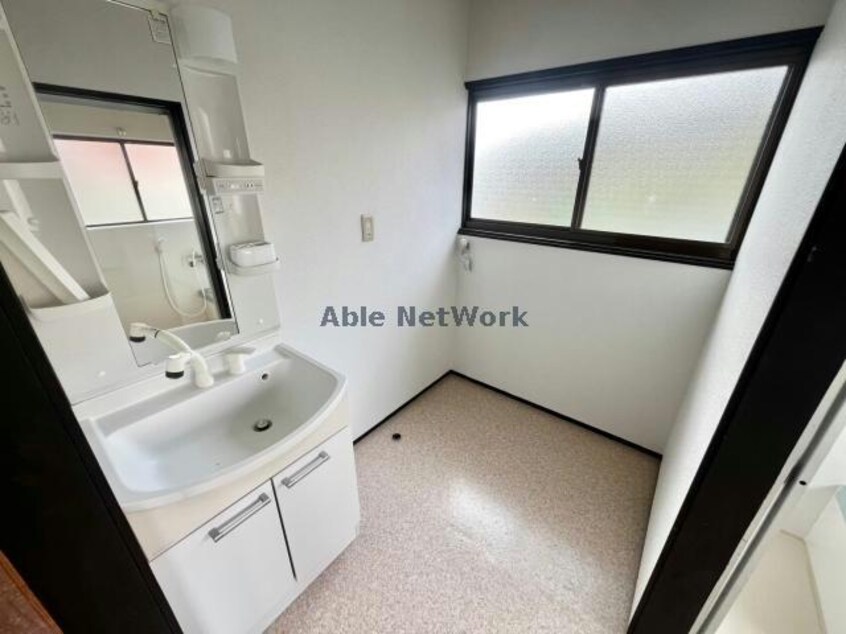  植村貸家（郡元2699-12）