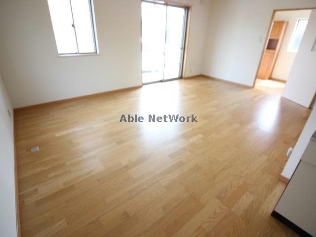  Ｔｓ　ＳＱＵＡＲＥ