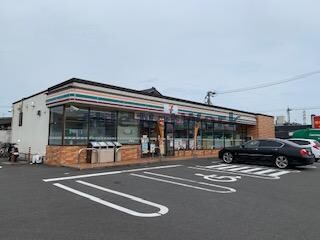 セブンイレブン都城下川東四丁目店(コンビニ)まで1127m ガレンド吉尾