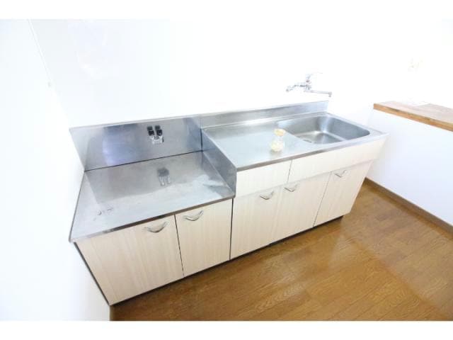  丸久第１３コーポ