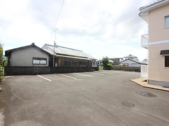  ファミールたかお