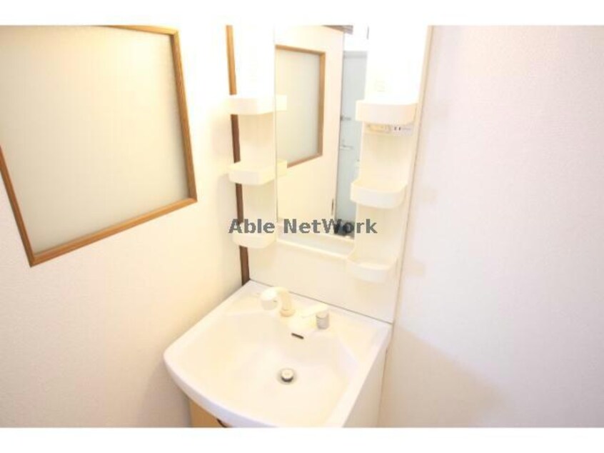  コーポラス中須