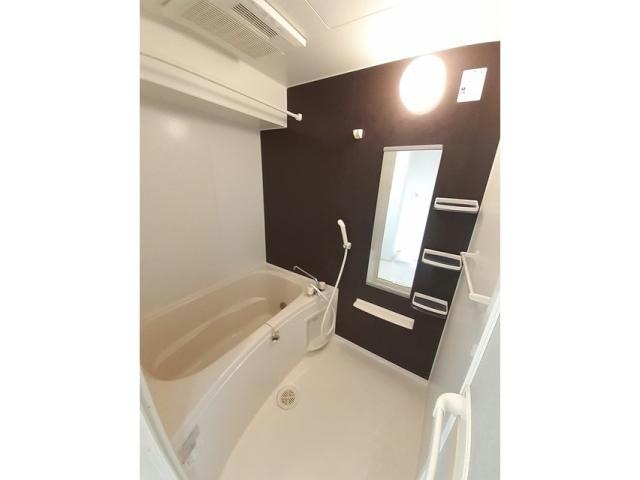  メゾンオーブA棟