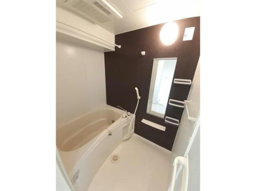  メゾンオーブA棟