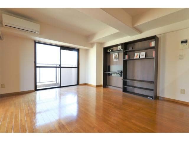 404　LDKに壁面収納ユニットあります★ リシェス城崎