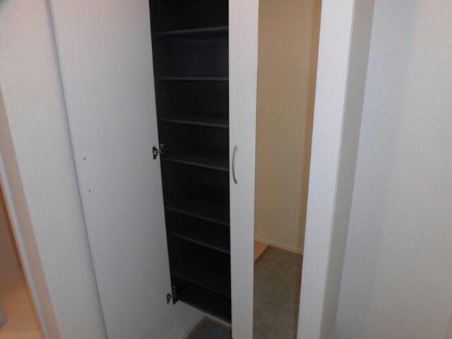 シューズボックス ユーコパン下郡