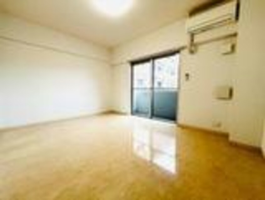  ラ・セゾン・クレール駅南