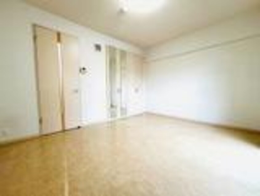  ラ・セゾン・クレール駅南