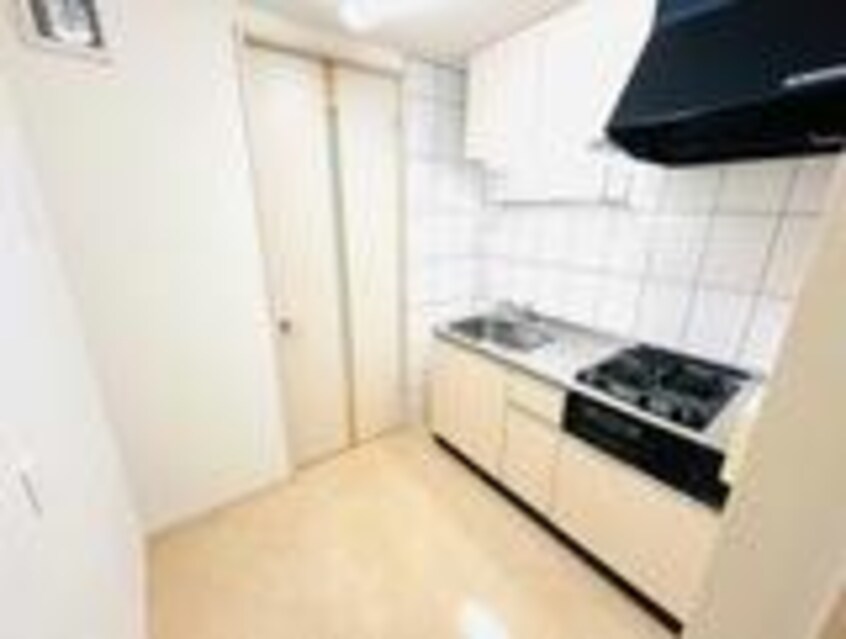  ラ・セゾン・クレール駅南